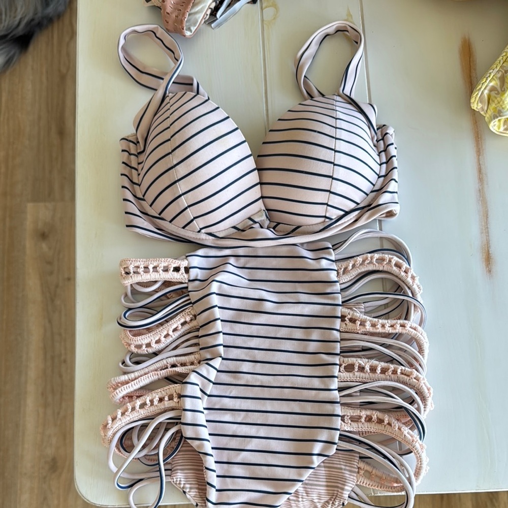 Acacia original Striped high waisted set